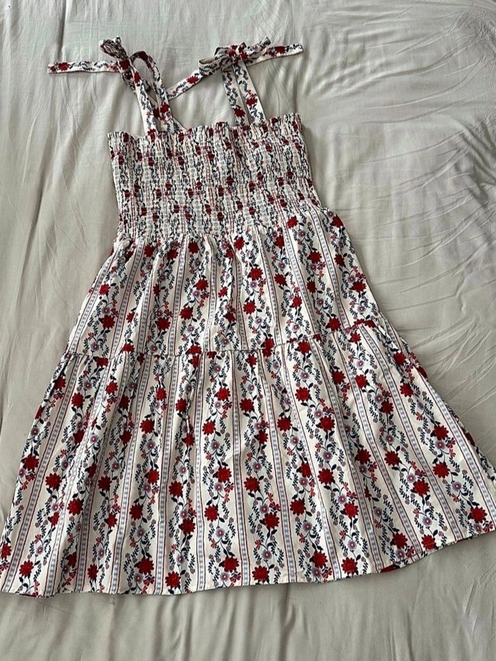 Joie Floral Maxi Dress in White & Red Size Small